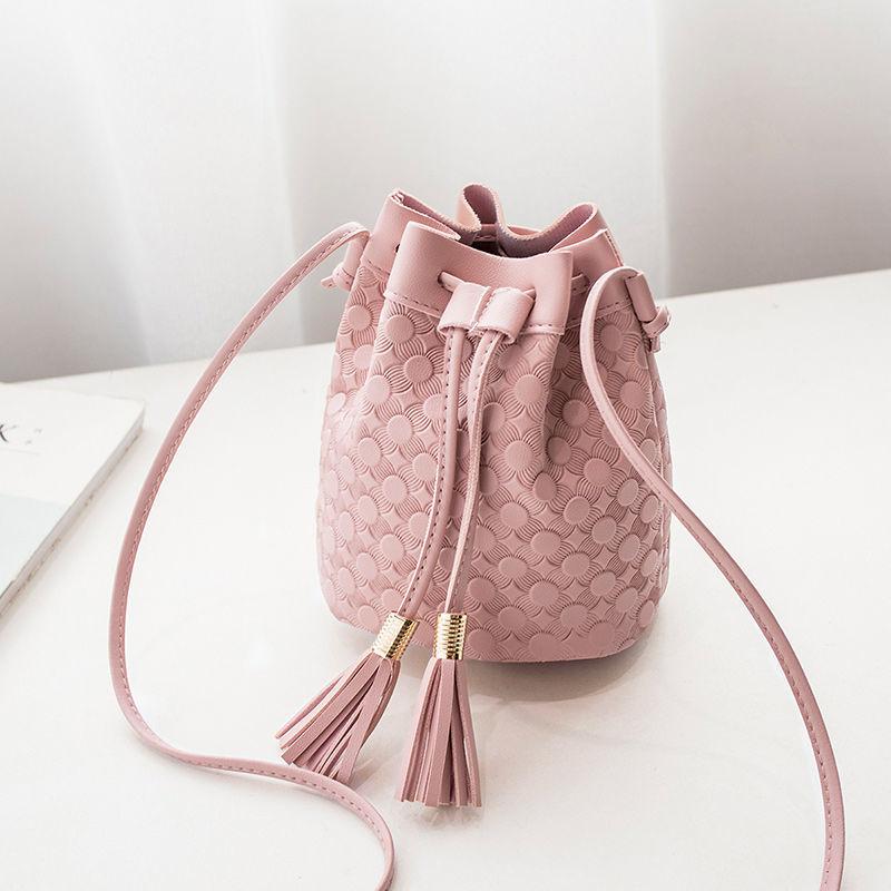 Female Bag Fashion Trend Bucket Bag Mobile Phone Bag Shoulder Messenger Bag Female Bag Small Fresh Trendy Bag