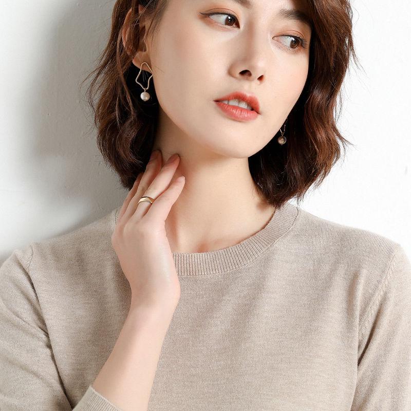 Sweater female inside loose round neck bottoming shirt female solid color wild sweater large size