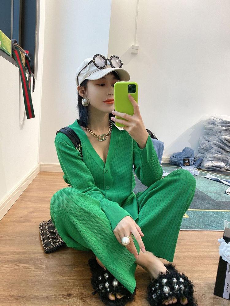 2PCS Women's Solid Color Suit Autumn and Winter Knitted V-neck Cardigan Jacket + Casual Straight Wide Leg Pants Two-piece Suit Loose Casual Sets