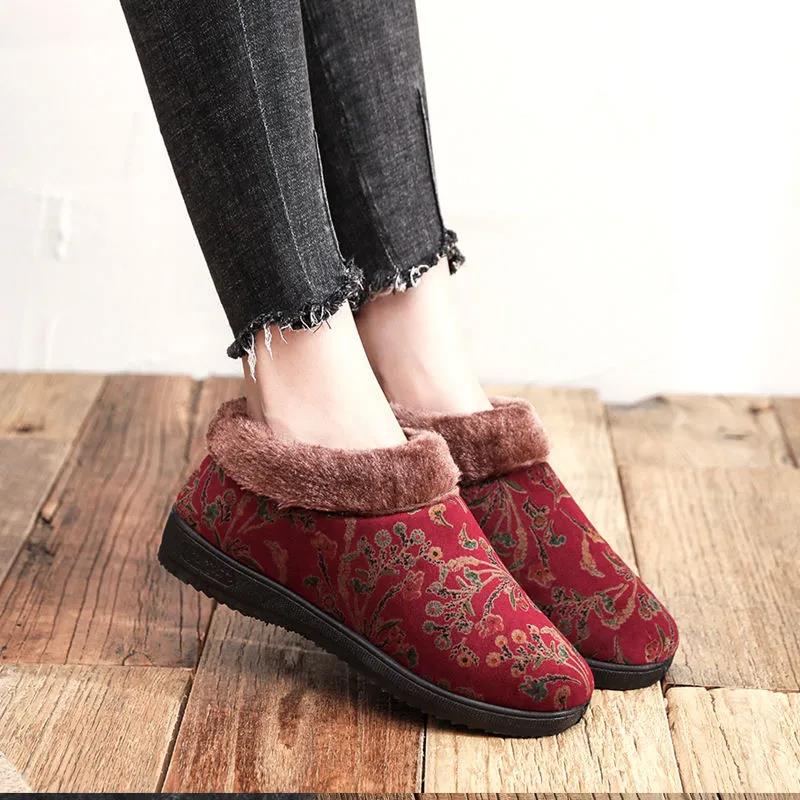 Cotton Shoes Women's Winter Beijing Old Cloth Shoes Grandma Embroidered Slip-on Cotton Slippers