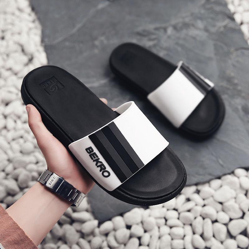 Size38-45 Summer Men Sandals Comfortable Non-slip PU Leather Pattern Stripe Beach Slippers Casual Outdoor Slippers Drag Flip Flops