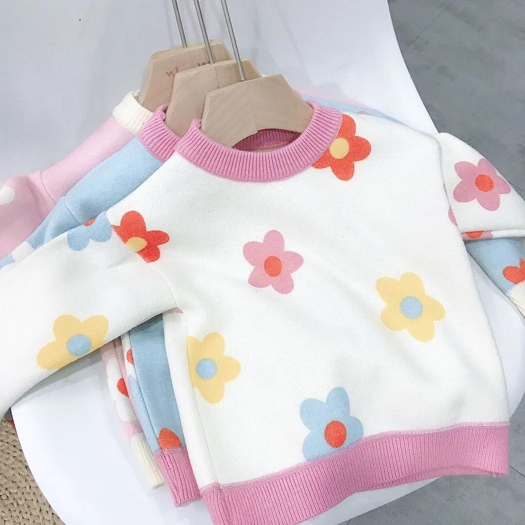 Girls Sweater Children's Clothing Baby Girl Children's Sweater Winter Plush Warm Small and Medium-sized Children's Round Neck Pullover Sweater