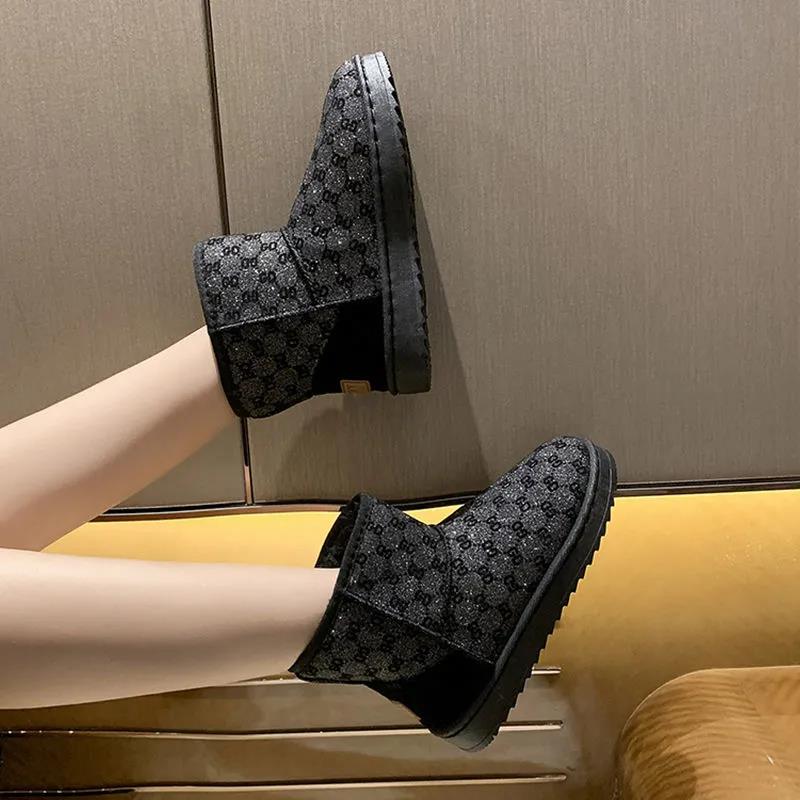 Snow Boots Women Winter Short Boots Plus Velvet Padded Non-slip Bread Cotton Shoes