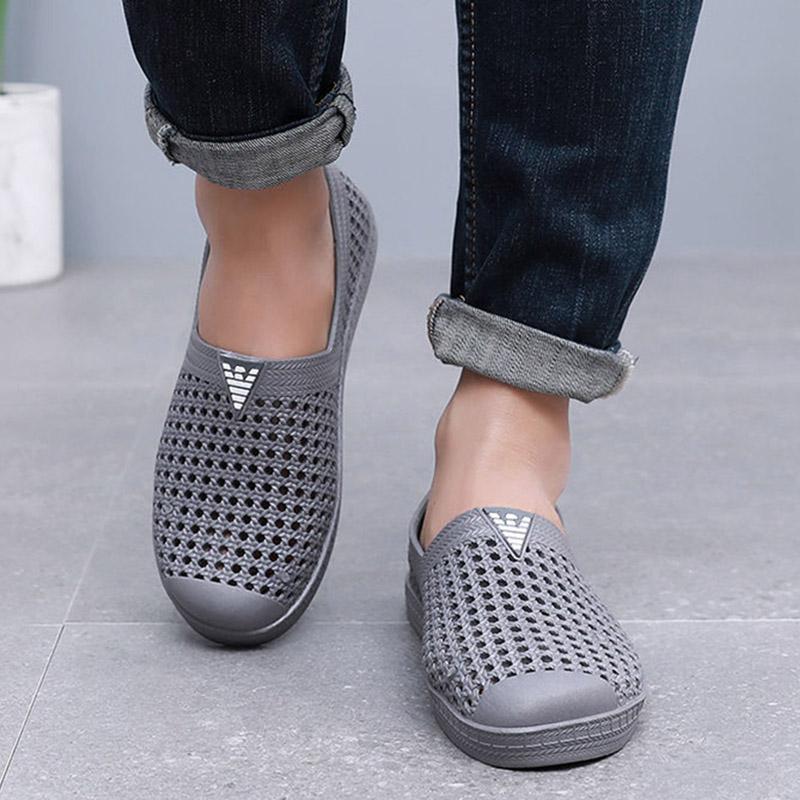 Summer Men's Beach Shoes Waterproof Hollow Breathable Casual Shoes