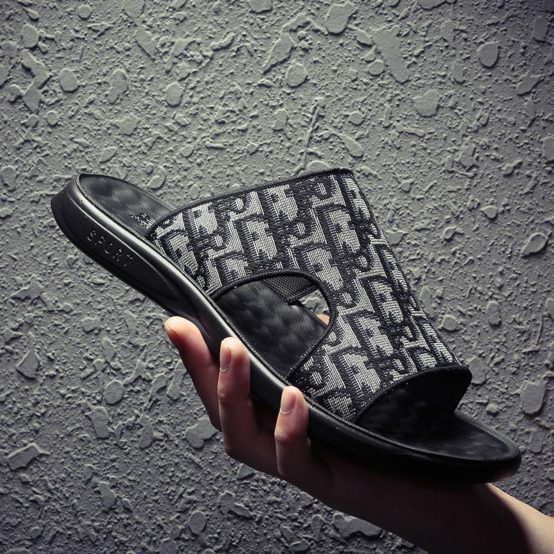 Slippers Men's Tide 2020 Summer Korean Version of The Personality Wear Sandals Non-slip Outdoor Men's Soft Bottom Flip Flops