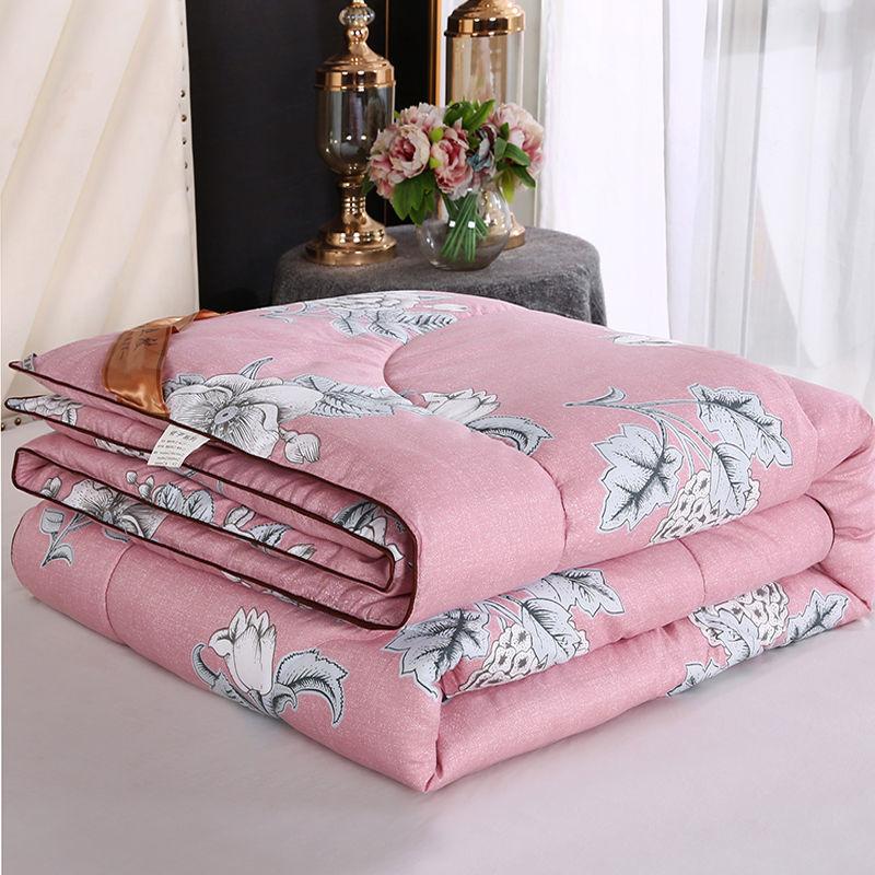 Skin-friendly Mulberry Silk Quilt Single and Double Summer Air-conditioning Quilt Spring and Autumn Quilt Warm Winter Quilt
