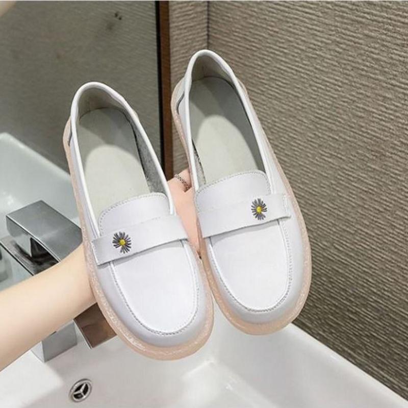 White Shoes Spring Summer Hollow Non-slip Flat Bottom All-match Single Shoes Breathable Comfortable Soft Bottom Pregnant Women Nurse Shoes