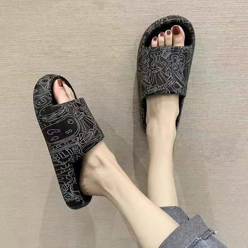 Couple Stepping on Shit Feeling EVA Slippers Female Indoor and Outdoor Wear Household Bathroom Bath Non-slip Deodorant Thick Bottom Sandals Male