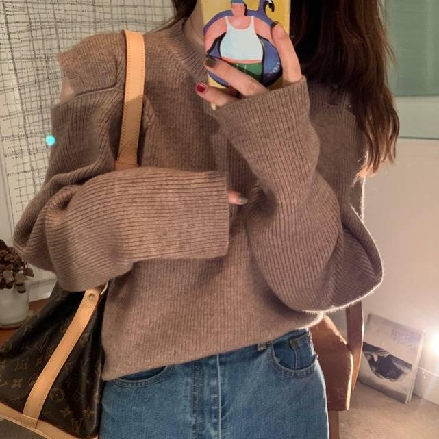 Off-the-shoulder long-sleeved turtleneck sweater women's new winter wear loose bottoming sweater
