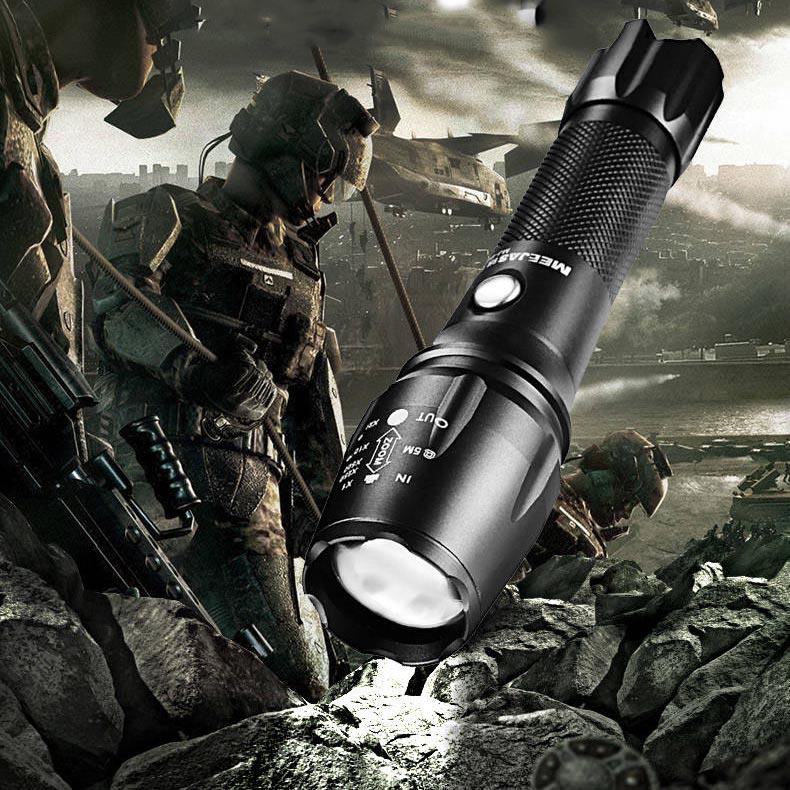 P70 Flashlight Strong Light Rechargeable Ultra-bright Long-range Special Forces Field Outdoor Household Xenon Small Led Light