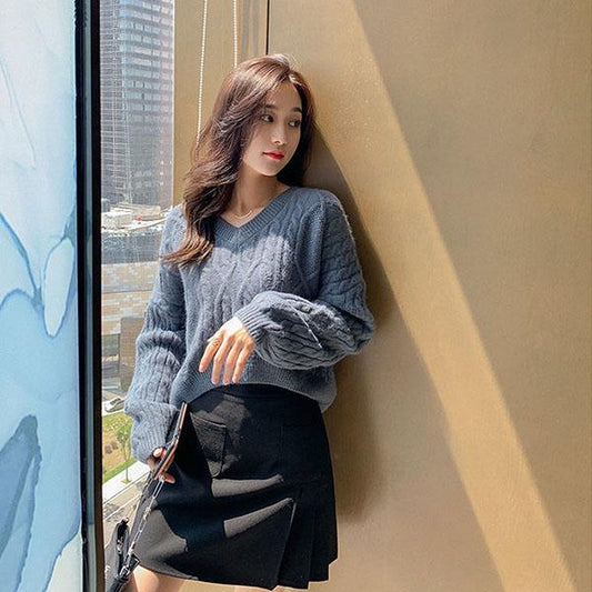 Autumn and Winter  Retro Japanese Short Hooded Loose Student Outer Wear Lazy V-neck Sweater Women