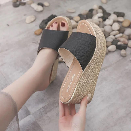 Ladies Summer Thick-soled Sandals All-match Seaside Beach Shoes Fashion High-heeled Outer Wear Household One-word Slippers