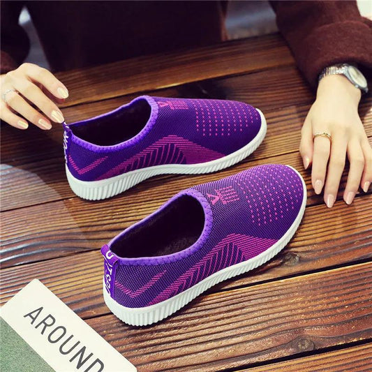 Soft-soled Non-slip Casual Shoes Flat-soled Sports Shoes Warm and Comfortable Plus Velvet Women's Cotton Shoes