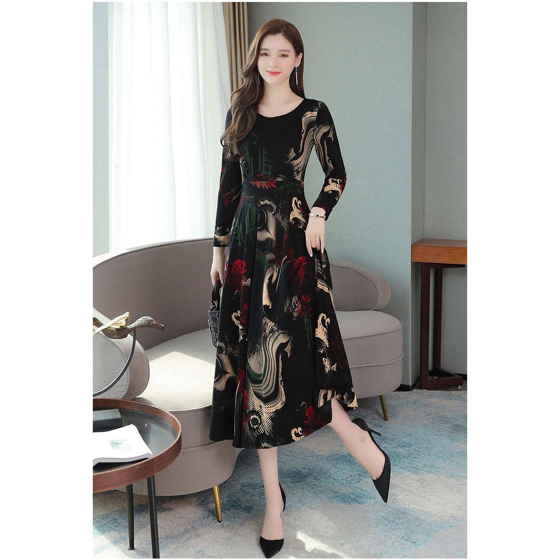 Women's Plus Size Long Floral Skirt Spring and Autumn Women's Round Neck Printed Slim Dress