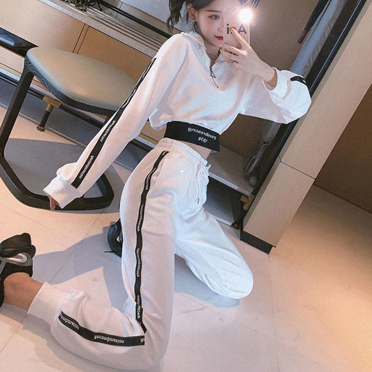 Black and White Sports Suit Women's High-navel Short Sweater Trousers Casual Two-piece Women's Short Top Loose Sweatpants Show Thinness and Height