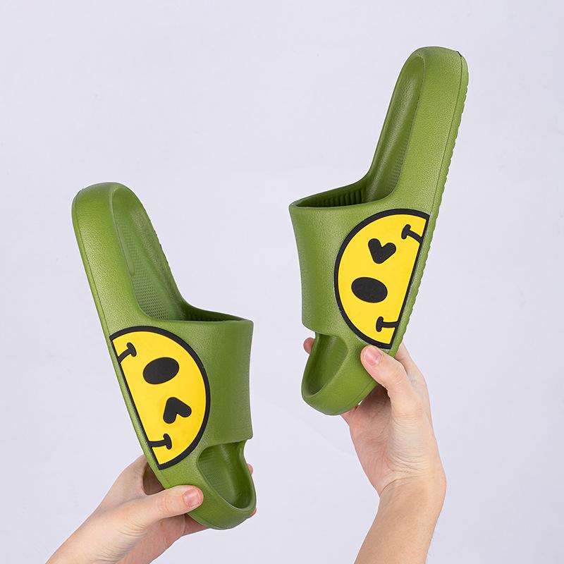 Summer Couple Cute Smiley Slippers Women's Non-slip Thick-soled Slippers Men Outdoor Beach Flip-flops EVA Home Slippers