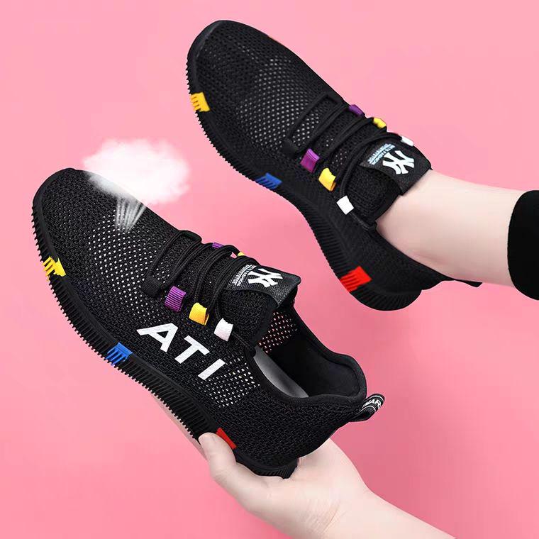 Running Sports Shoes Women Summer Soft Bottom Lightweight Travel Shoes Jogging and Breathing