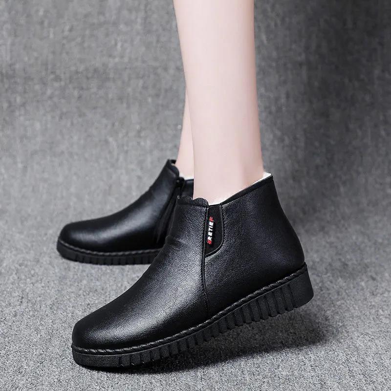 Thicken Middle-aged and Elderly Cotton Shoes Female Winter Mom Shoes Plush Fleece Warm Booties Comfortable Shoes with Non-slip Soft Sole