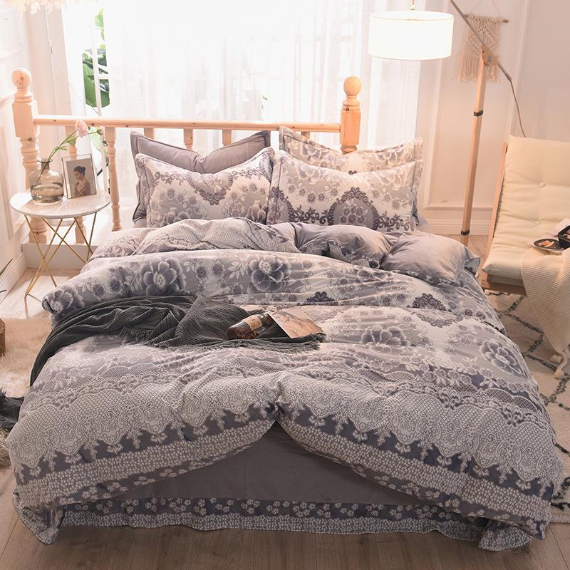 5D Carved Velvet Four-piece Crystal Velvet Warm Quilt Cover Sheets Thick Warm Velvet 4Pcs Set