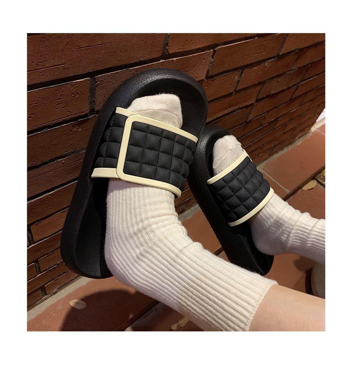 Women's Summer Slippers Soft Bottom Outer Wear Non-slip Indoor Slippers