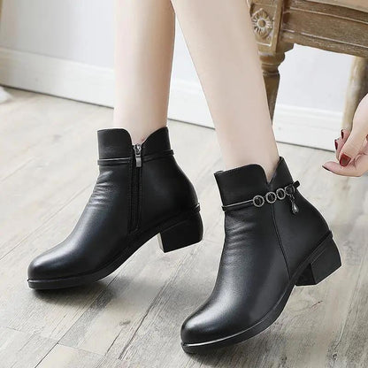 Winter Women's Leather Boots Plus Velvet Warmth Soft-soled Non-slip Short Boots Thick Heel Wear-resistant Boots