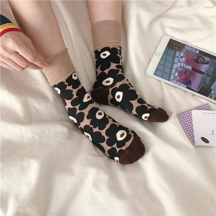 Winter Cotton Socks Korean Retro Flower Embroidered Socks Women's All-match Socks