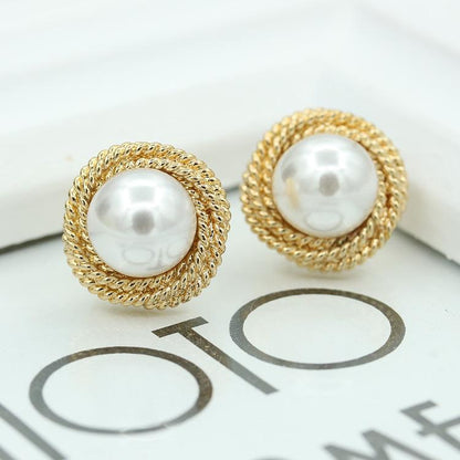 Simple and Versatile Earrings Round Metal Rotating Three-dimensional Pearl Stud Earrings