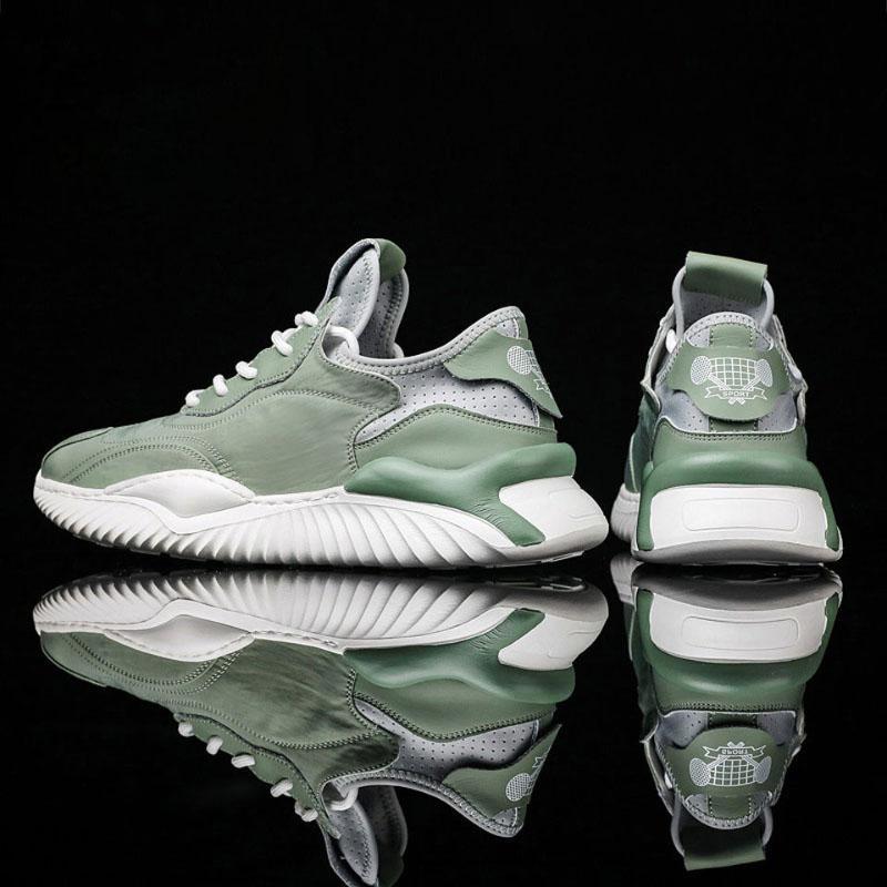 2021 Spring Summer Men's Breathable Sports Shoes All-match Sports Leisure Mesh Panel Shoes Men's Running Shoes