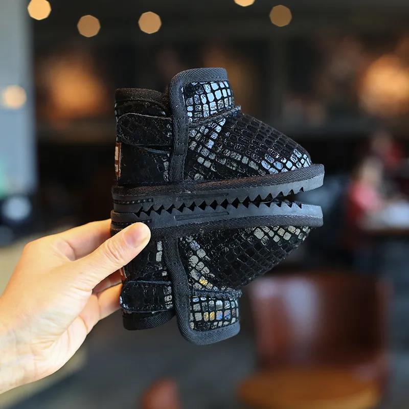 Children's Snow Boots Winter 0-3-year-old Female Baby Cotton Shoes Men's Plush Baby Soft Sole Warm Walking Shoes