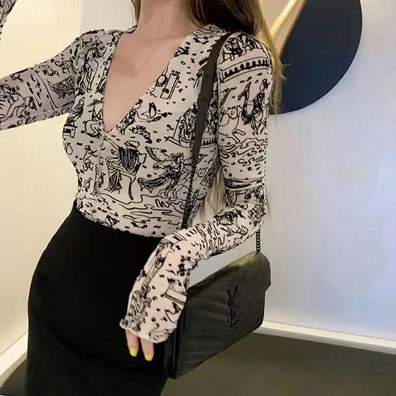 Women's Spring and Autumn Long-sleeved Shirt V-neck Slim Bottoming Top