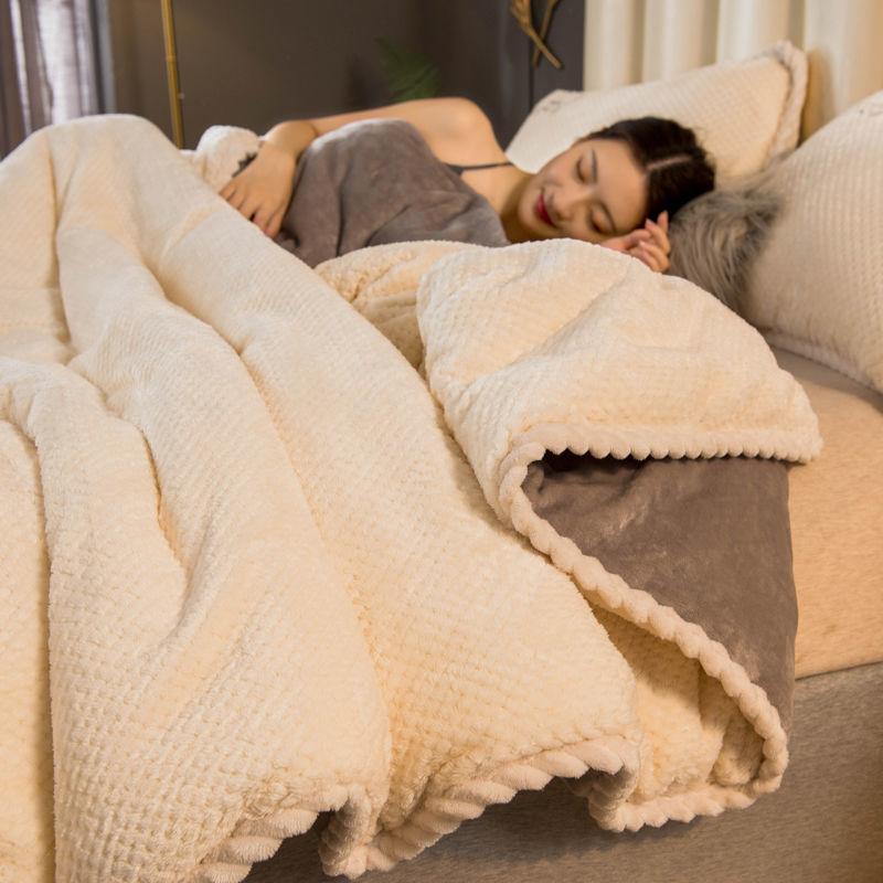 Double-layer Multifunctional Blanket Quilt Cover Thick Warm Fleece Blanket Coral Flannel Sofa Bedroom Nap Leisure Cover Blanket