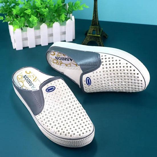 Men's Hollow-carved Design Thick Sole Slippers Large Size Indoor Breathable Outdoor Wear Non-Slip Beach Slippers