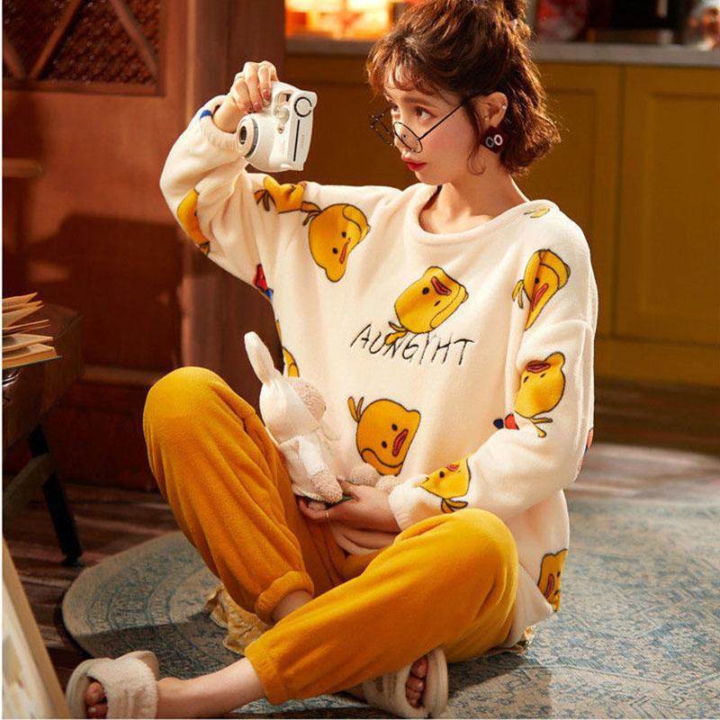 Spring and Autumn Flannel Loose Women's Pajamas Autumn and Winter Thickening and Velvet Warm Coral Fleece Home Service Suit