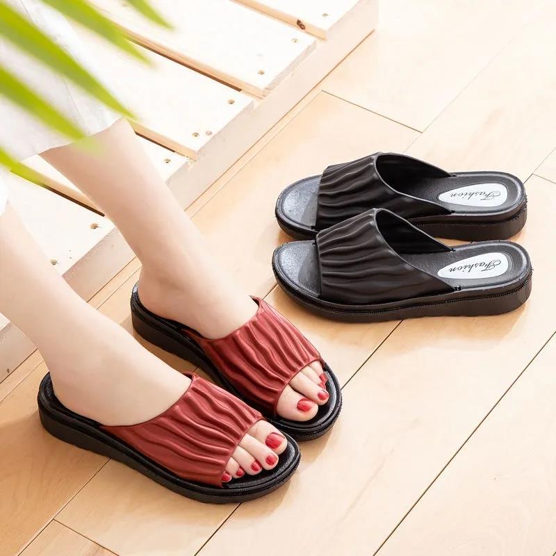 Sandals Women's Soft Bottom Middle-aged Flat Shoes Middle-aged and Elderly Women's Shoes Ladies Sandals Non-slip