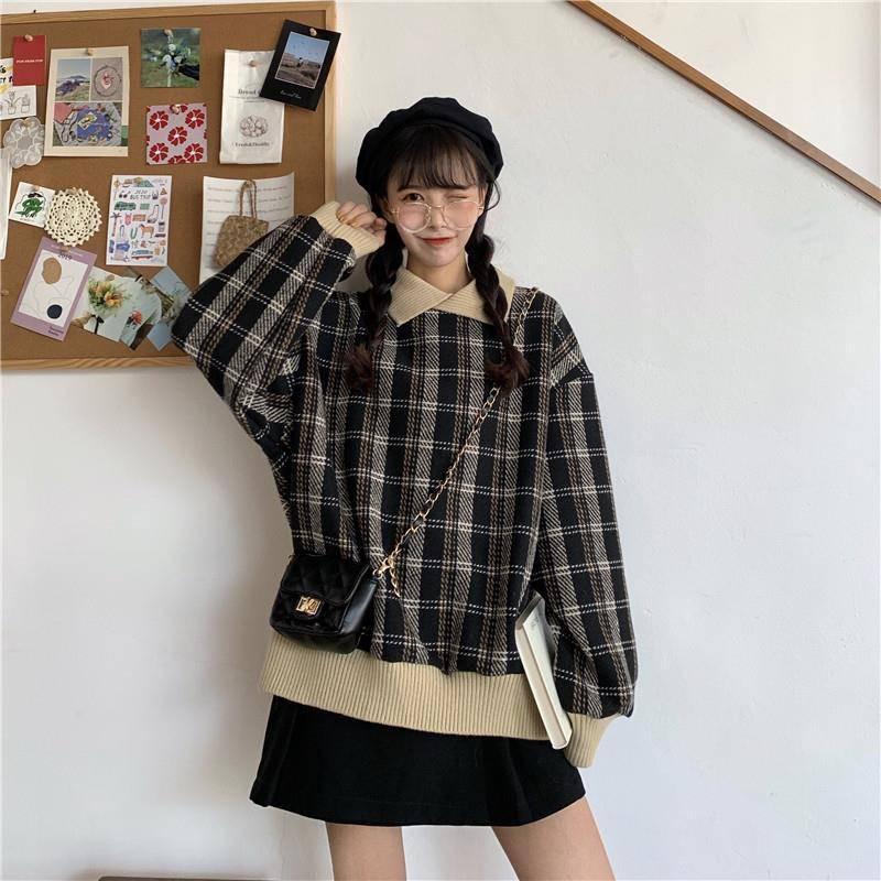 Autumn and Winter Warm Plaid Lapel Stitching Pullover Sweater Girl Loose Wild Woolen Coat