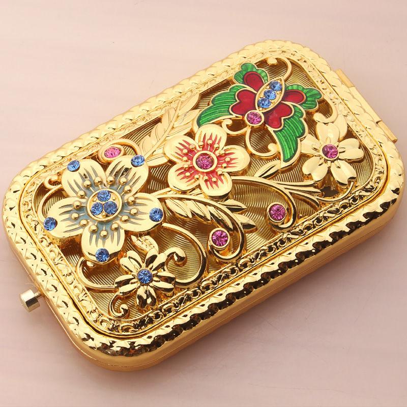 Retro European Foldable Hand-held Makeup Mirror Ladies Collapsible Portable HD Thin and Light Must-have Makeup for Travel Appointment Small Mirror