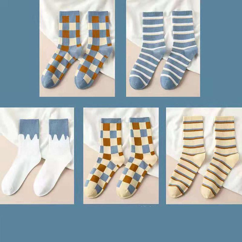 Five Pairs of Women's Socks Korean Fashion Plaid High Socks Autumn and Winter Retro Wild Pile Socks