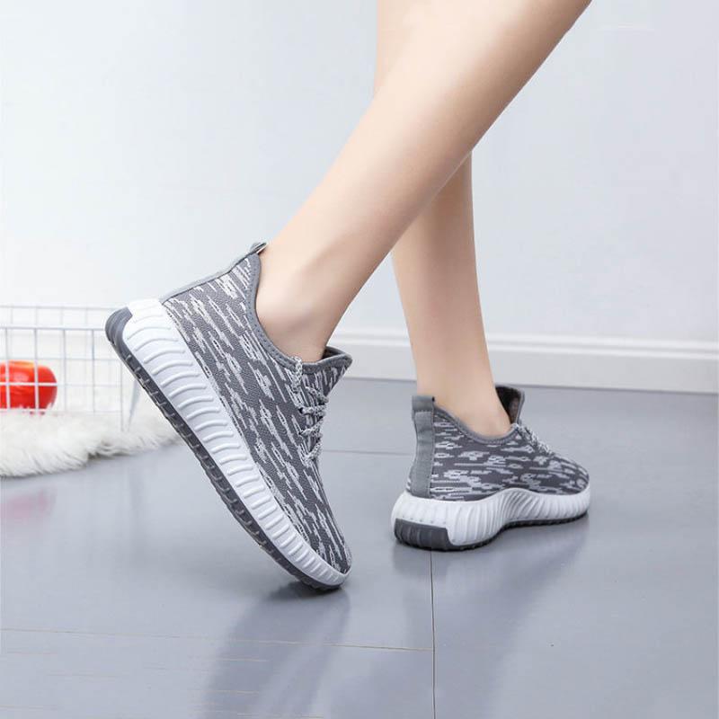 Spring Autumn Women's Casual Sports Shoes Lightweight Non-slip Running Shoes Wear-resistant Flat Shoes Women's Large Size