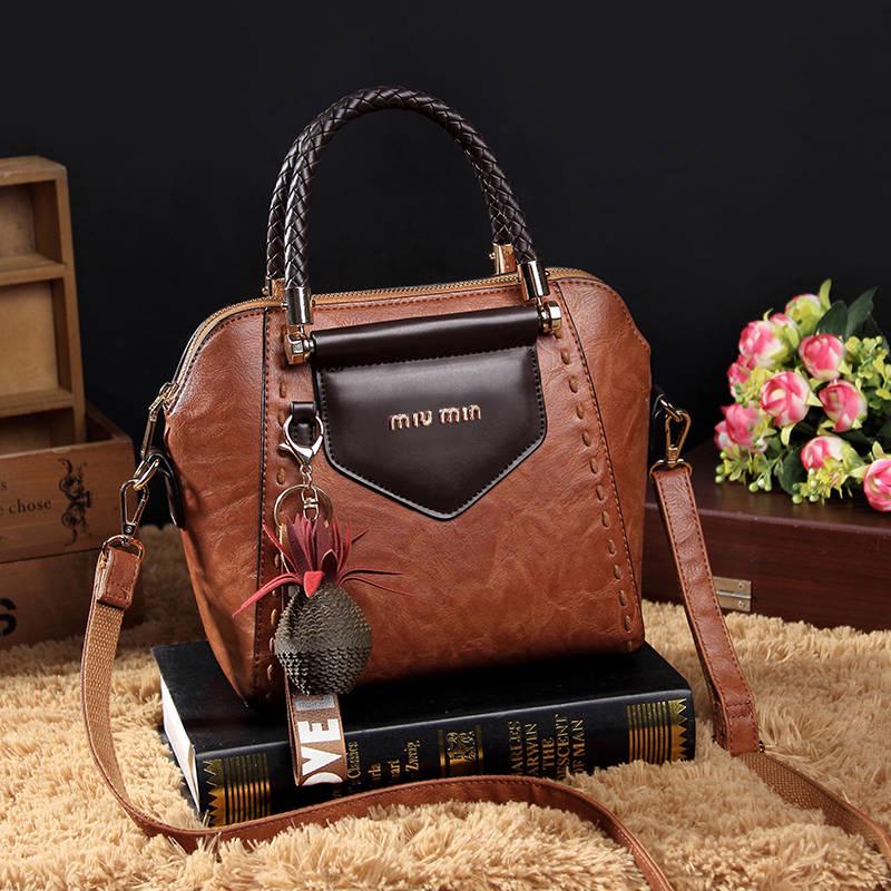 Leather-skinned Women's Bag Korean Version of The Hundred Shoulder Messenger Soft Bag Fashion Atmosphere Handbag