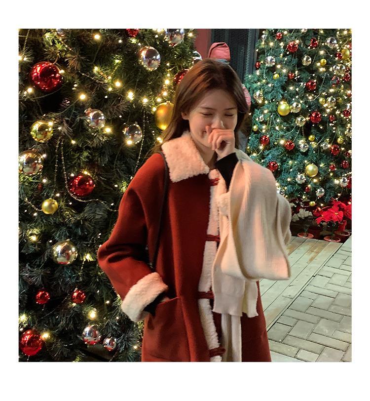 Korean Version of The Small Lamb Woolen Coat Women's Mid-length Horn Button Thick Woolen Coat