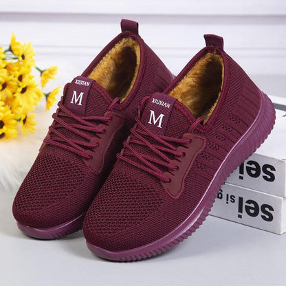 Cotton Shoes Women's Winter Plus Velvet Old Beijing Warm and Comfortable Cotton Boots Non-slip Soft-soled Snow Boots Flat Thick