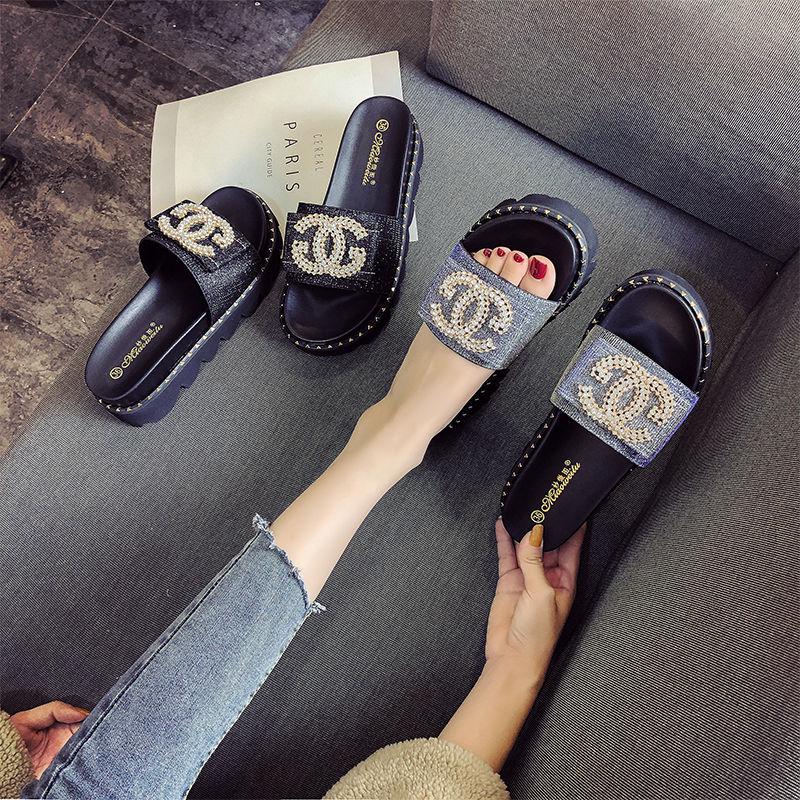 Women Summer Fashion Ladies Large Size Thick Sponge Cake Bottom Beach Seaside Sandals and Slippers