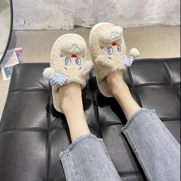 Designed Autumn and Winter Warm Cotton Slippers Flat Shoes Indoor and Outdoor Non-slip Casual Slippers Light Soft Shoes