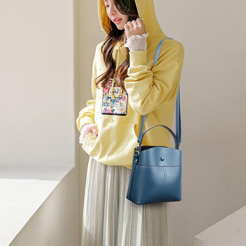 Real Cowhide Women Bucket Bag Casual Female Handbag Portable Multi-Layer Large Capacity Soft Surface 5 Colors