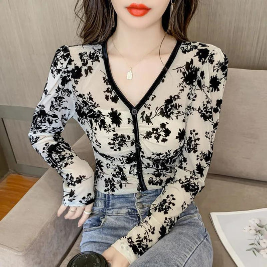 Women's Spring and Autumn Long-sleeved Tops Floral Slim Fit All-match Bottoming Shirts