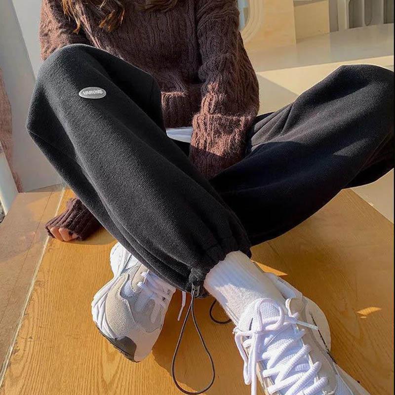 Lamb Velvet Trousers Plus Velvet Thick Sports Pants Women's Winter Loose Warm Trousers with Wide Leg Pants and Outer Cotton Trousers