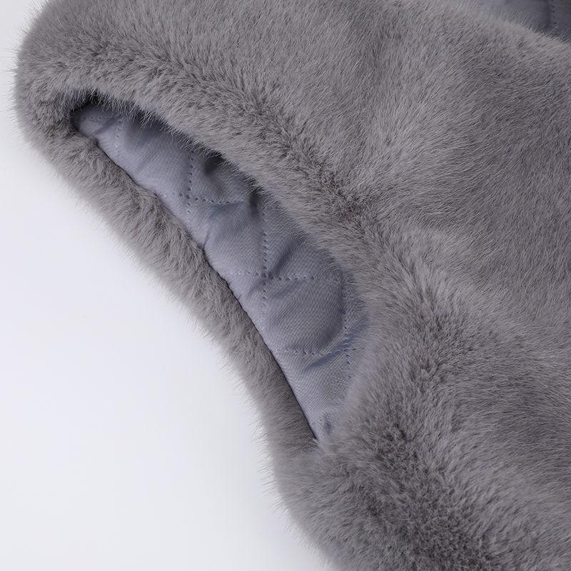 Women's Short Fur Waistcoat Autumn and Winter Slim Fit Fox Fur Vest Waistcoat Plush Jacket Keeps Warm Soft and Comfortable