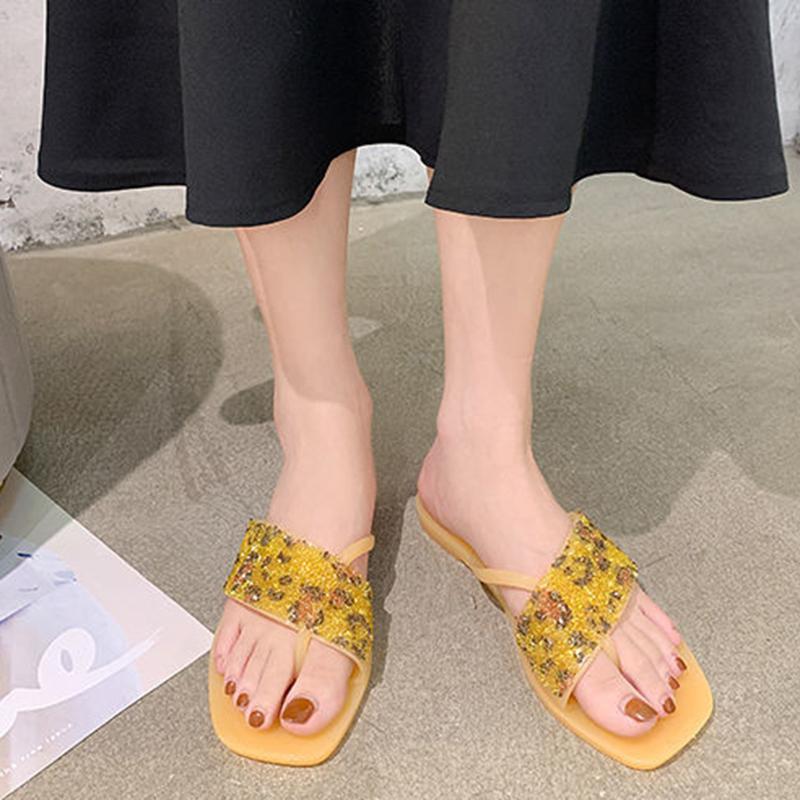 Plastic Crystal Slippers Women Wear Non-slip Sandals Slippers Rhinestone Herringbone Fashion All-match Crystal Shoes Please buy the bigger one