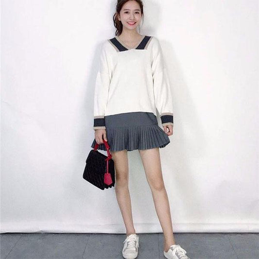 Autumn and Winter V-neck Sweater Female Students Loose and Versatile Color Contrast Pullover Sweater Coat Women