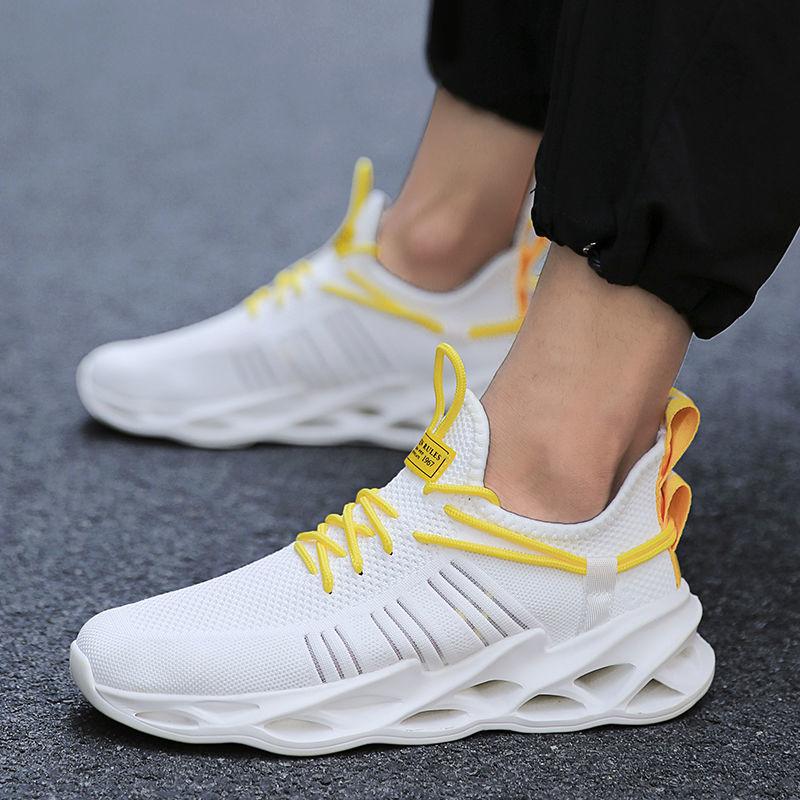 Men's Sports Shoes Mesh Breathable Elastic Soft Sole Running Shoes